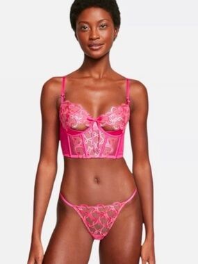NWT Victoria's Secret Dream Angels Wicked Shimmer Heart Corset Top & Panty Set.